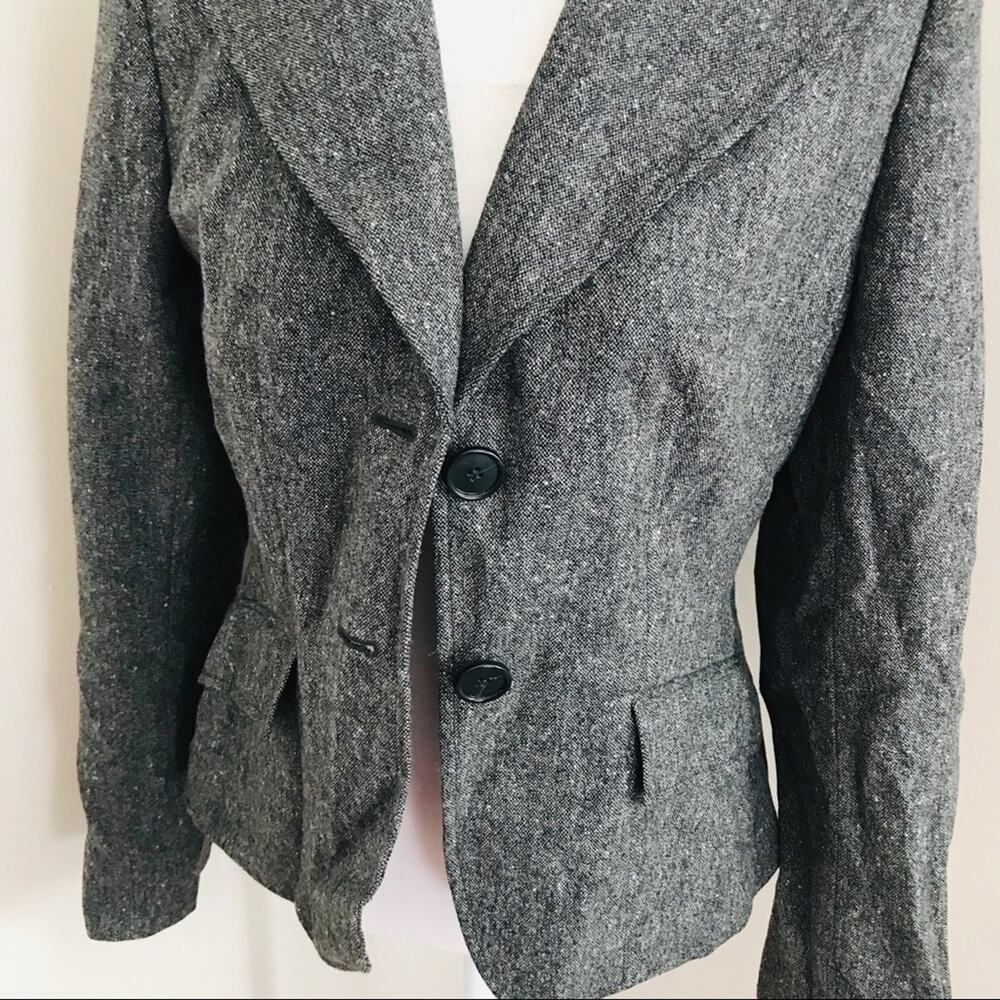 Ann Taylor Blazer - Picture 4 of 7
